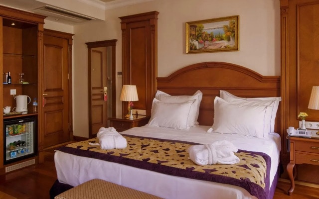 GLK Premier The Home Suites (ex Best Western)
