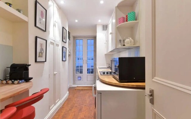 ALTIDO Peaceful 1 bed Flat off Sloane Square With Patio