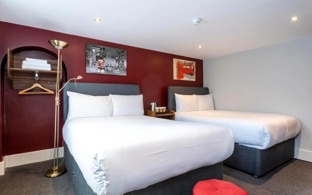 Royal Park Hotel