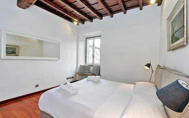 Farnese Apartment 1870