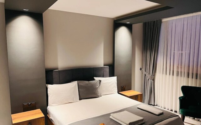 Ci Plus Hotel