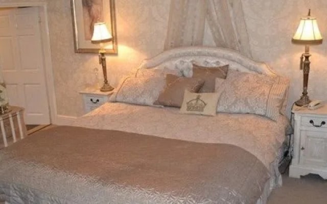 Brook House Bed and Breakfast