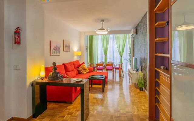 M Pvdp175 Amplio Apartamento de Tres Dormitorios