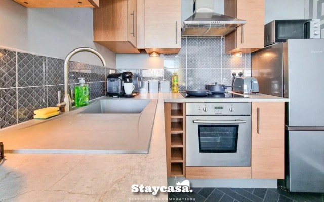 Luxury 1 bed Apartment Beautiful View With Parking