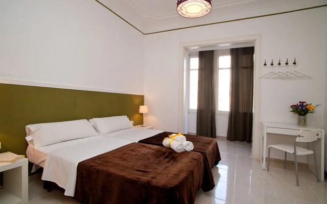 Hostal Medea