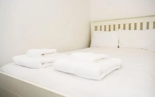 2br Home by Elephant & Castle, 4 Guests