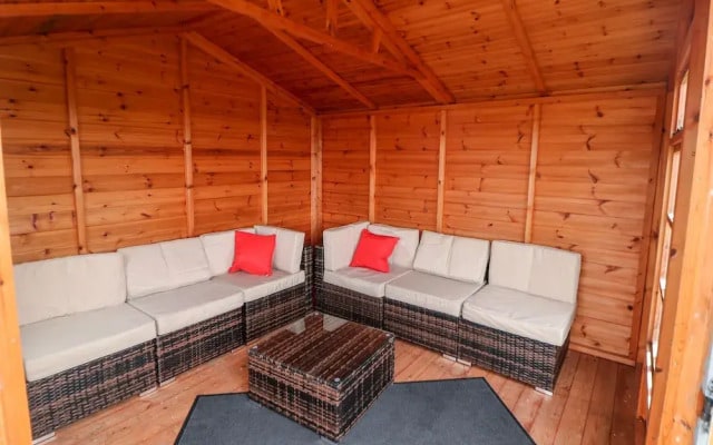 1 Barley Cottages