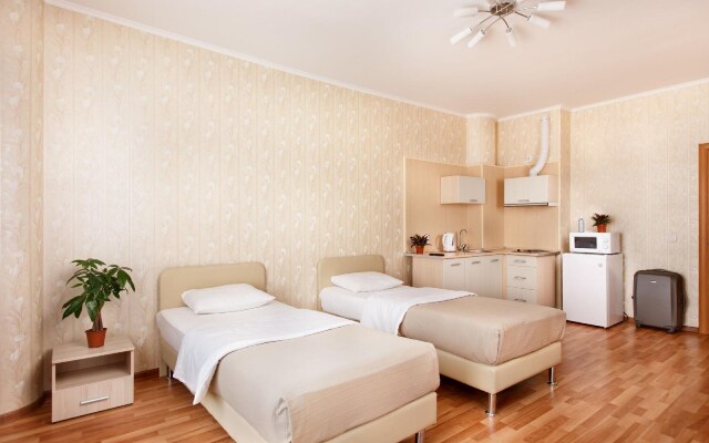 Red 13 Hostel