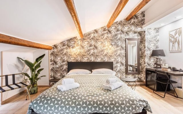 Vatican Vittoria Suites