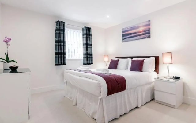Roomspace Apartments -Capitol Square