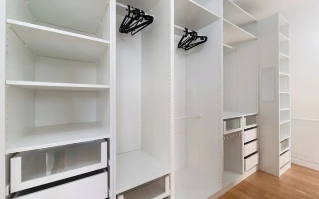 4-room apartment near Charles Square