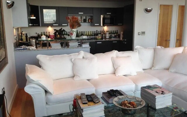 Excel Ex.Ctr.2 Bed Waterfront Penthouse