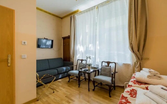 Arbio I Parlamento Rooms