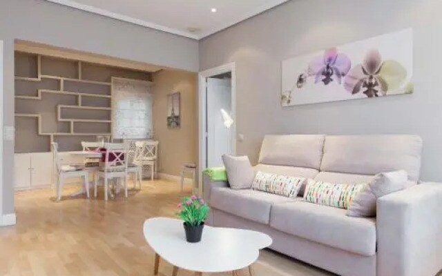 For You Rentals Avenidaamerica Apartment Ava24