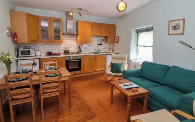 Lyndale Cottage
