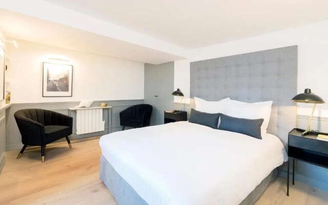Livinparis - Luxury 4 Bedrooms Le Louvre I