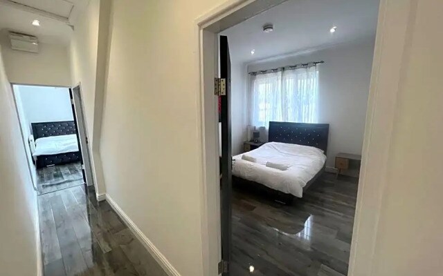 Zams Rooms