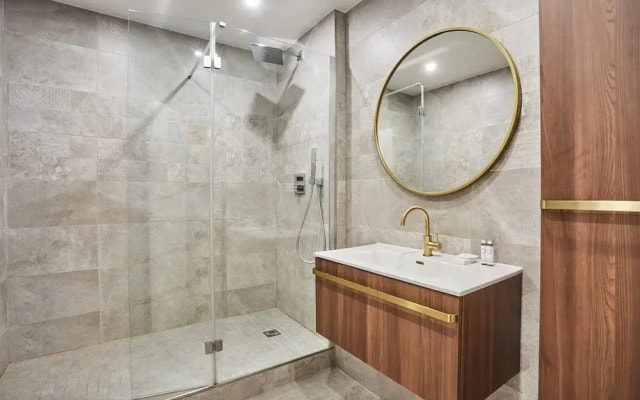 Sublime 3 Bedrooms Flat Center of Paris Montmartre