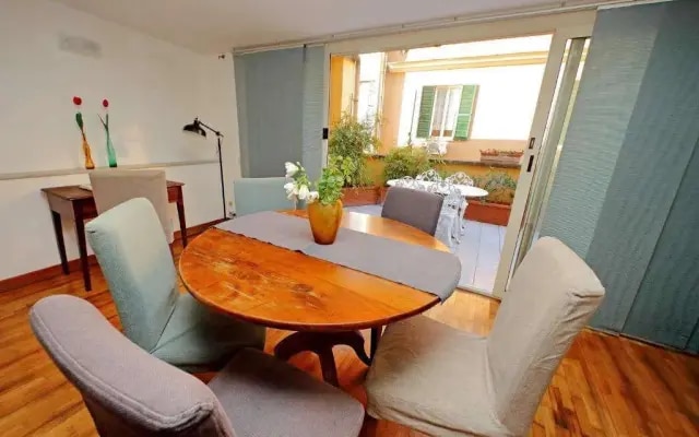 Amleto Apartment