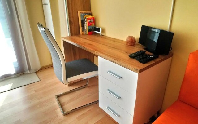 Lovely apartment, Garden, Parking, Wifi, Netflix