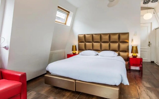 Amstel Corner Hotel