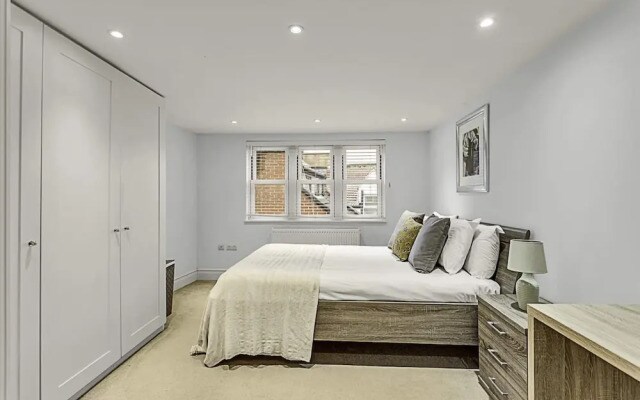 Superb Clapham Duplex