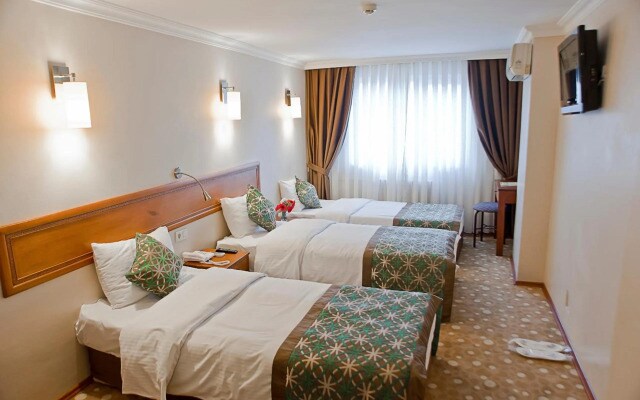 Avlonya Hotel