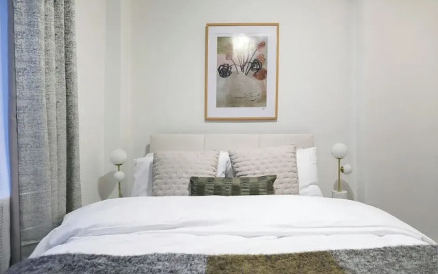 Perfectly Located Apartment Above Tube Station