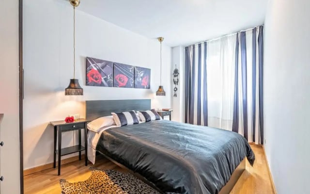 Cálido apartamento con piscina en Barcelona