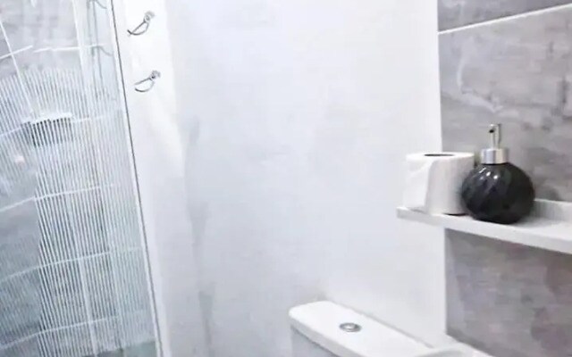 Cosy Affordable Near Central -up2 4 People/netflix