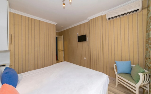 Walnut Shell Hotel