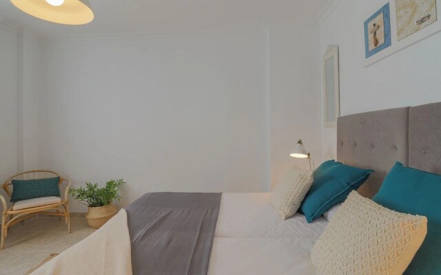 Sunny Terrace Apartment, Old Town Views