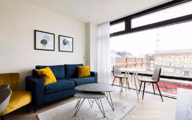 Liverpool Street, Shoreditch