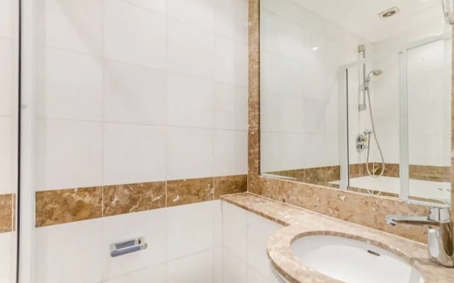 Inviting 2-bed Apartment in London