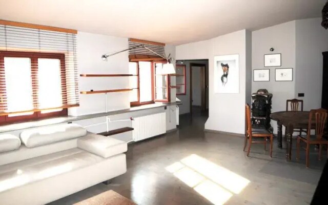 INApartments Classic Riverside