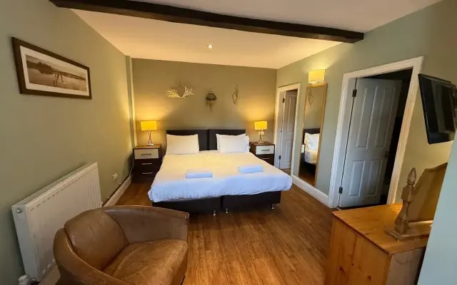 Charles Cotton Hotel