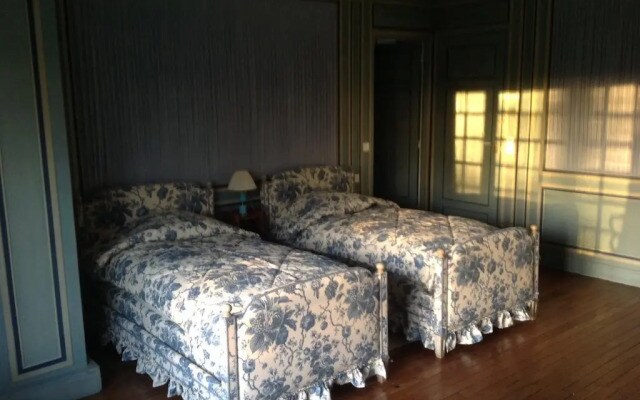 Chambres d'Hôtes Le Manoir de Beaumarchais