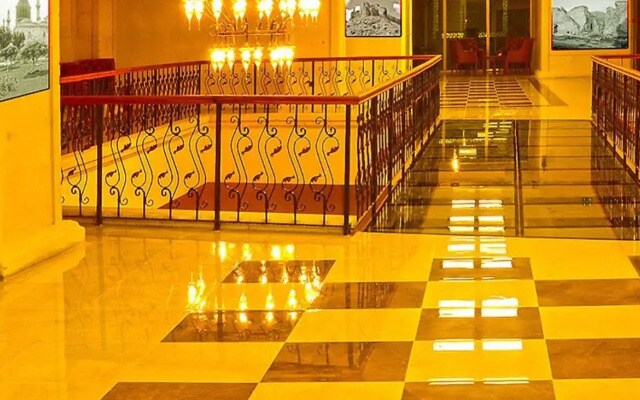 Safa Royal Museum Hotel
