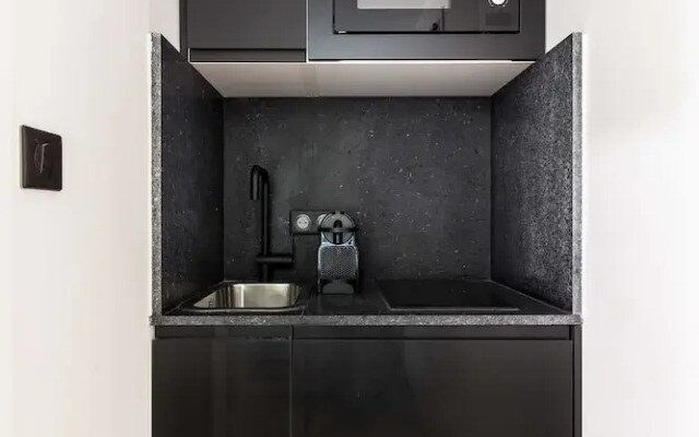 Apartment in Paris for 2 People