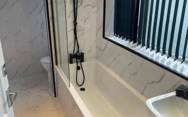 Immaculate Luxury 2-bed Apartment in Liverpool