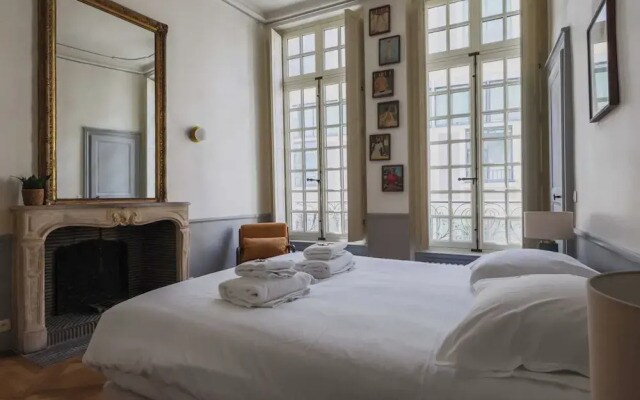 Apartment in Notre-dame Cathedral