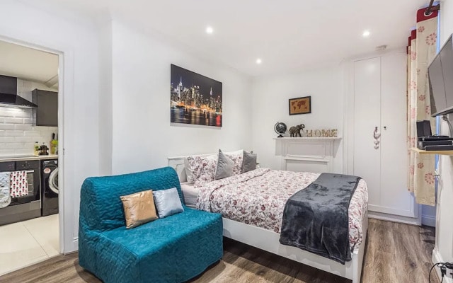 Magic Property Studio North End Road