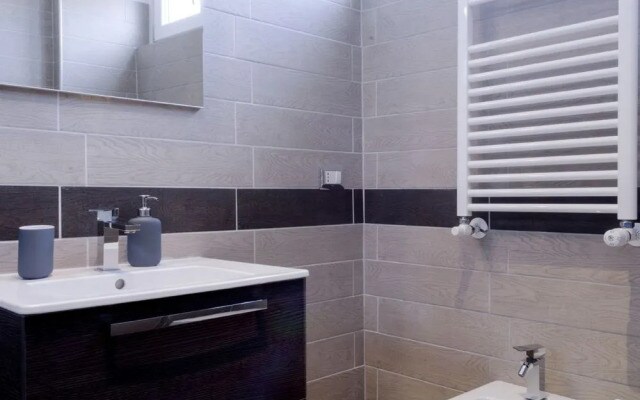 Lorenzo Home