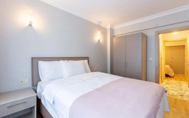 Lovely Central Flat near Metro Station in Sisli