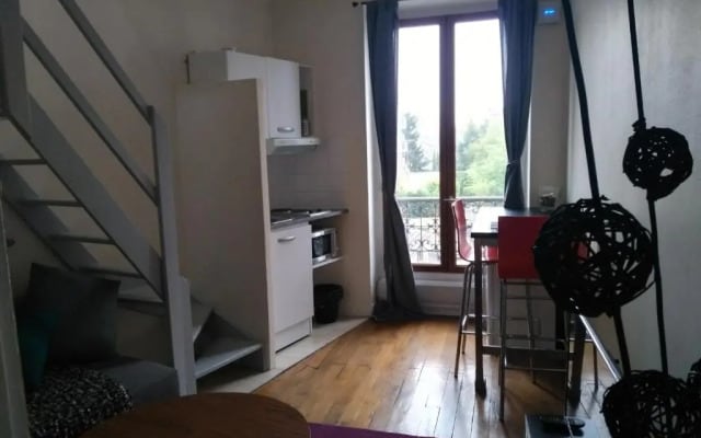 Charming Parisian studio!