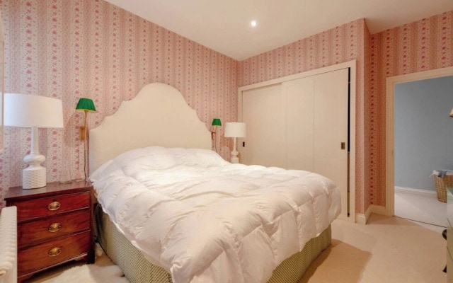 Luxurious & Stylish 2BD House - Bayswater!