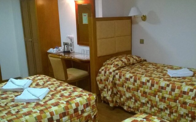 Leigham Court Hotel