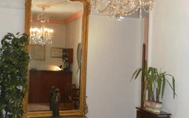 Hostal Prada