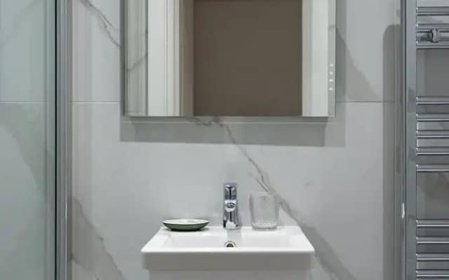 Modern Kensington Studio