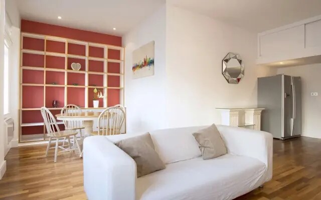 Bayswater 2 Bed Apartment with Terrace